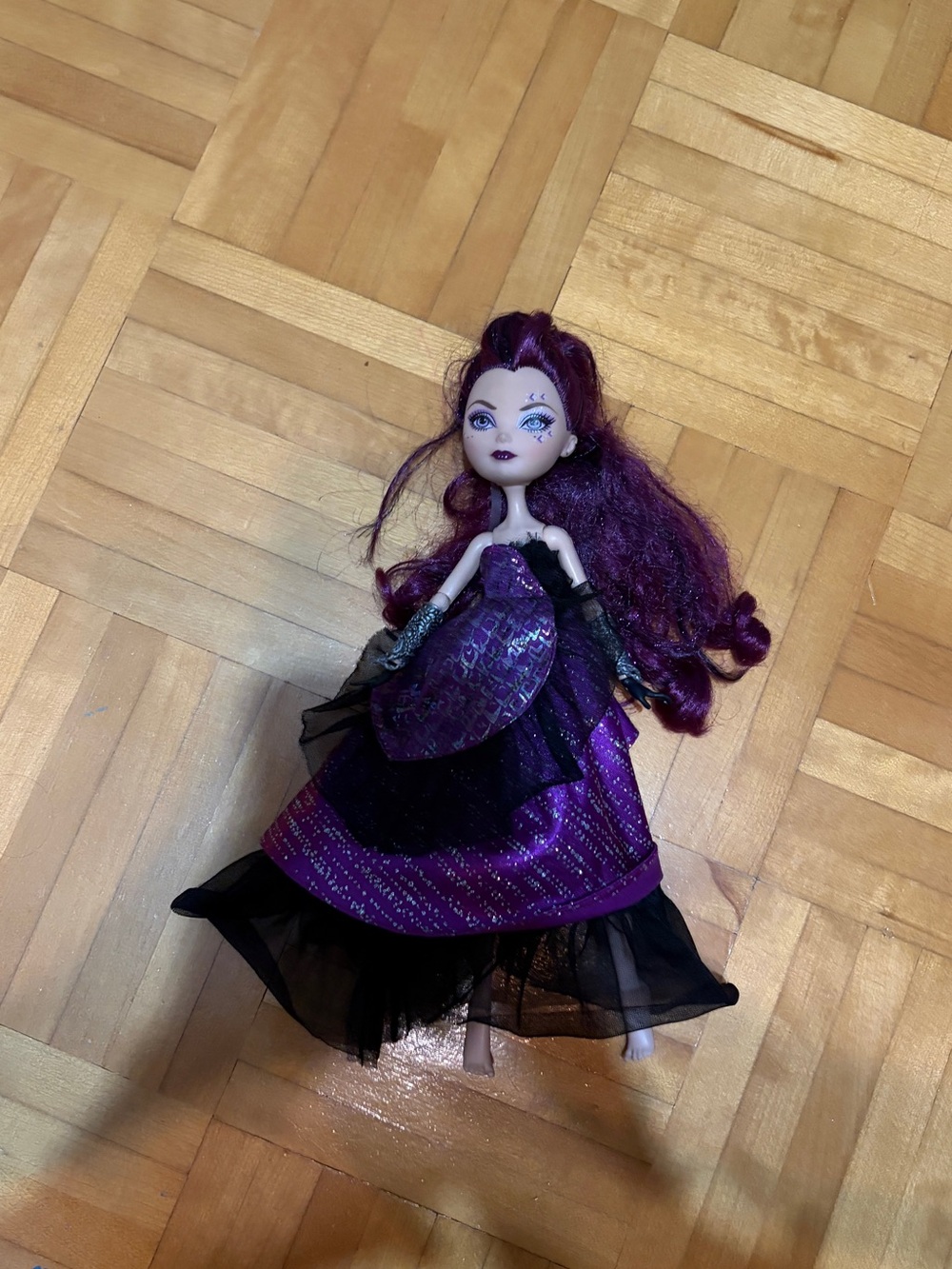 raven thronecoming doll ever after high